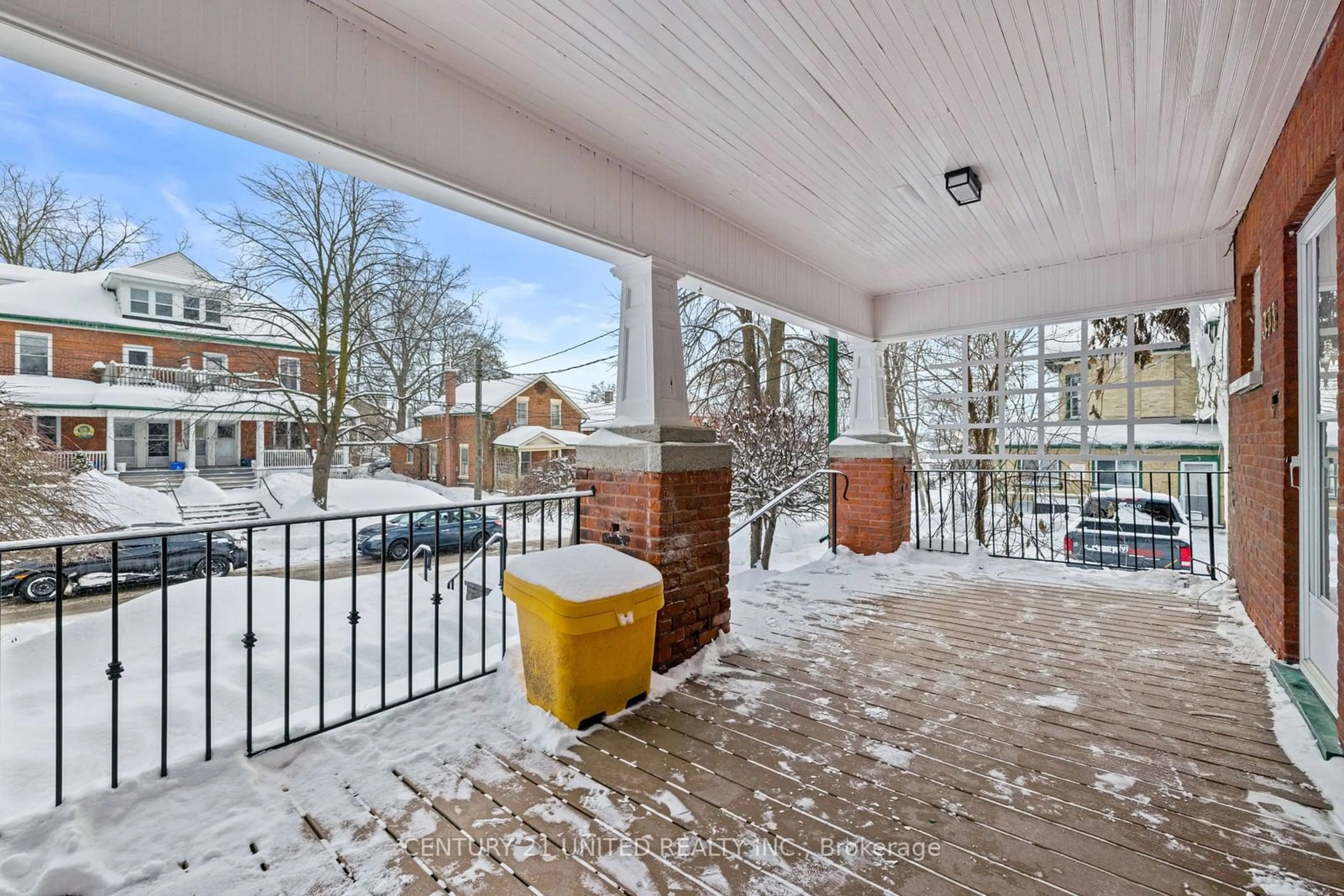 Patio, street for 375 Downie St, Peterborough Ontario K9H 4J4