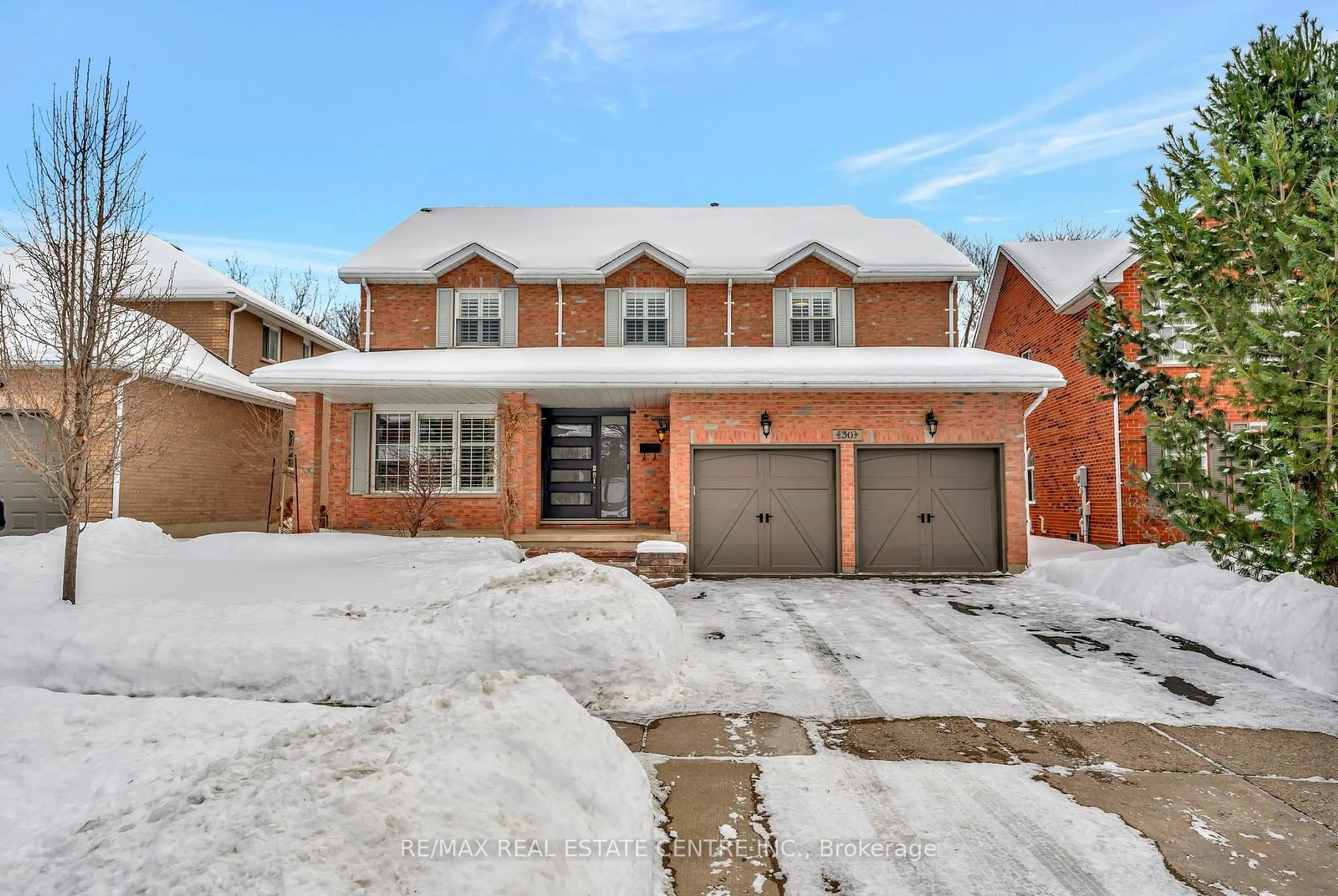 Home with brick exterior material, street for 30 Hume Dr, Cambridge Ontario N1T 1N2