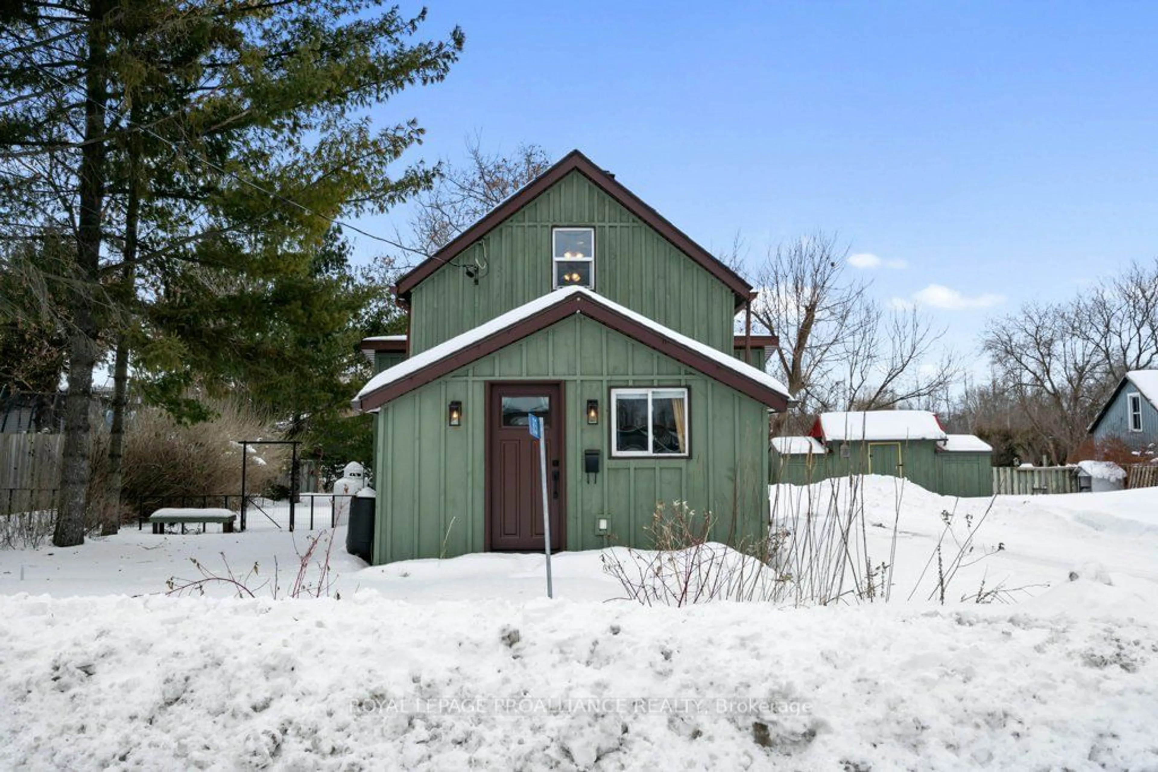 Shed for 83 County Road 5 Conc, Front of Yonge Ontario K0E 1R0