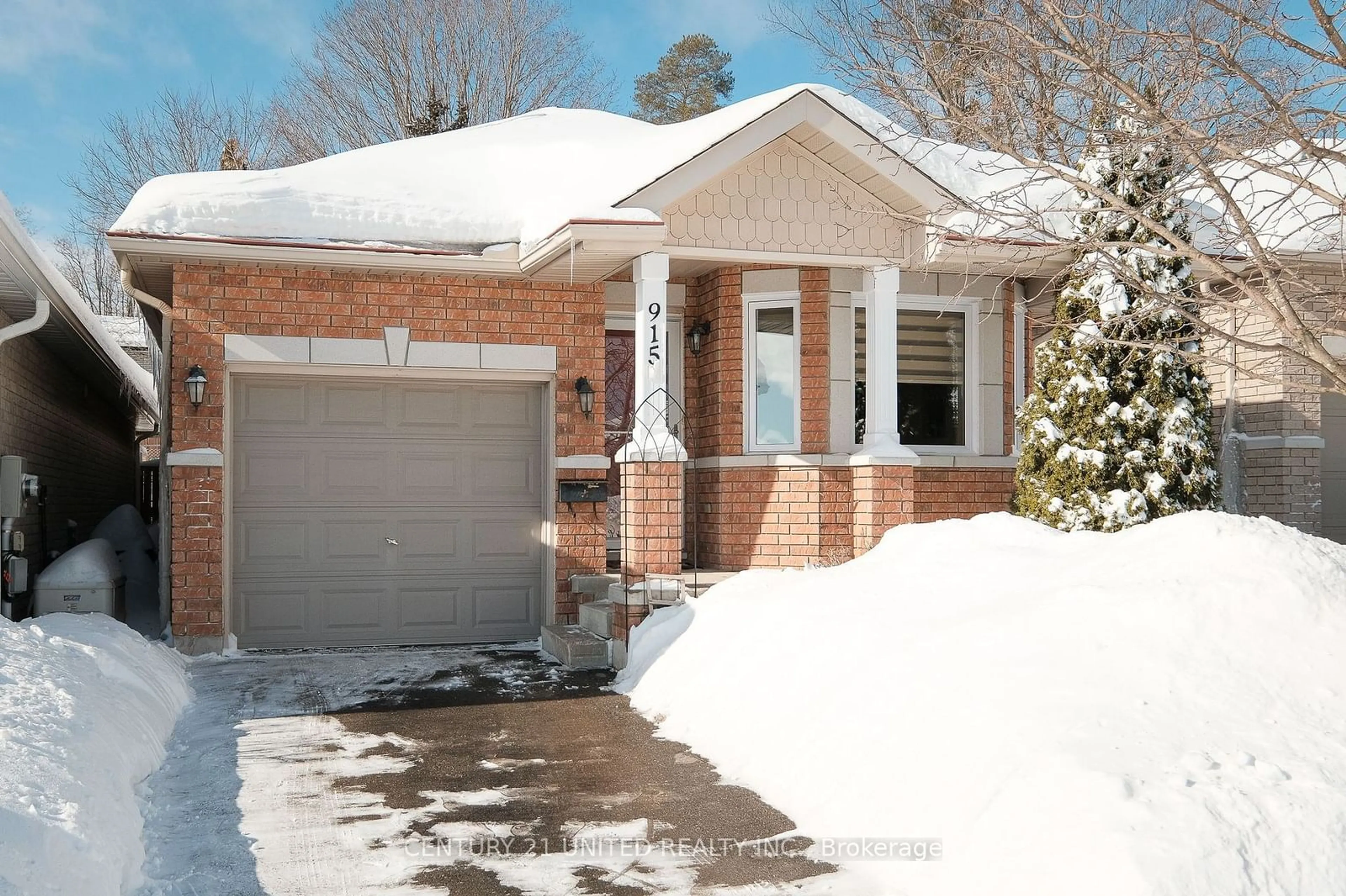 Home with brick exterior material, street for 915 Ralphson Cres, Peterborough Ontario K9J 8R5