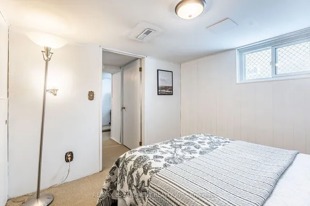 Additional property image - 276 BOWMAN St
