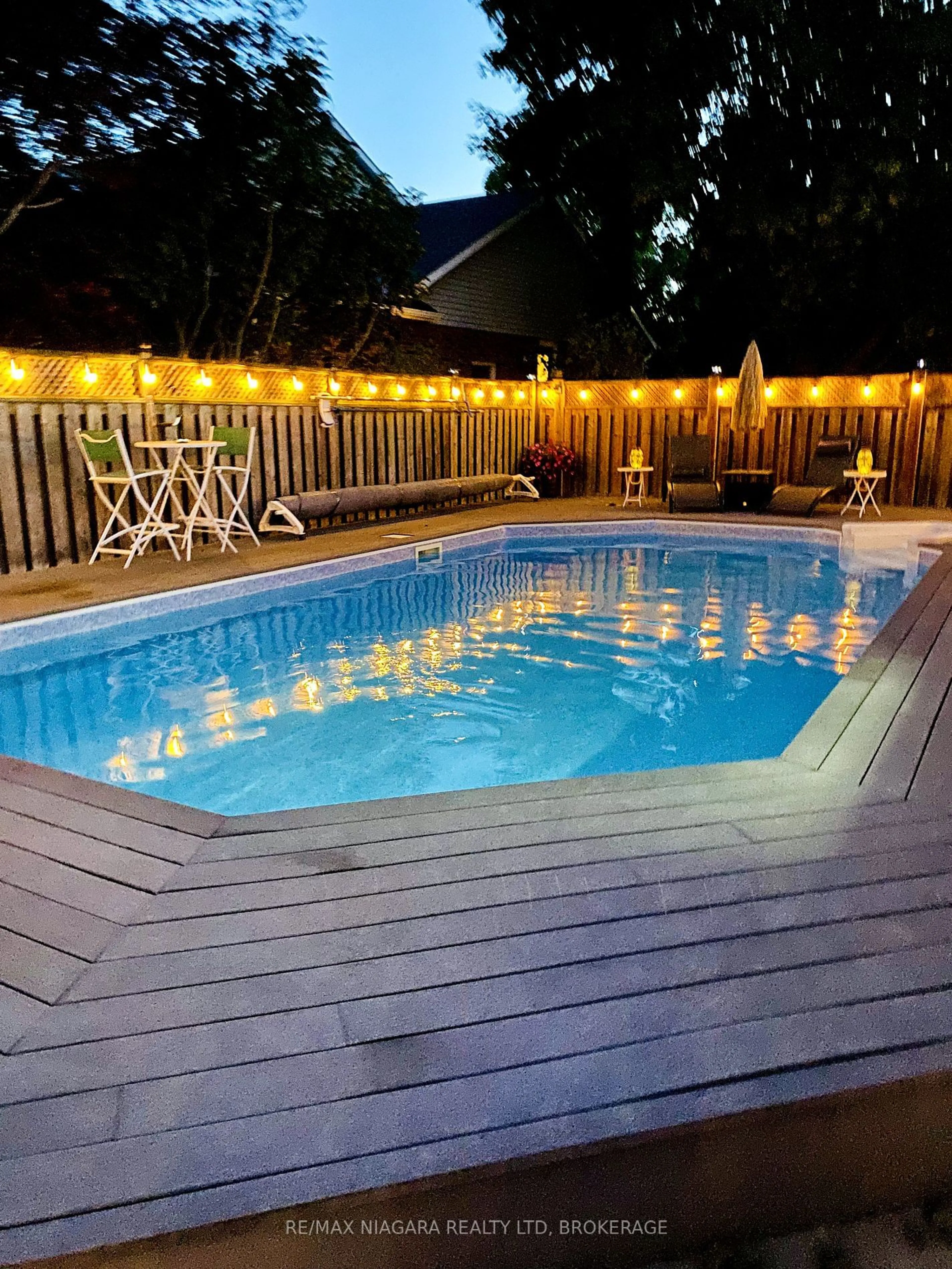 Pool for 5 Grange Cres, Niagara-on-the-Lake Ontario L0S 1J0