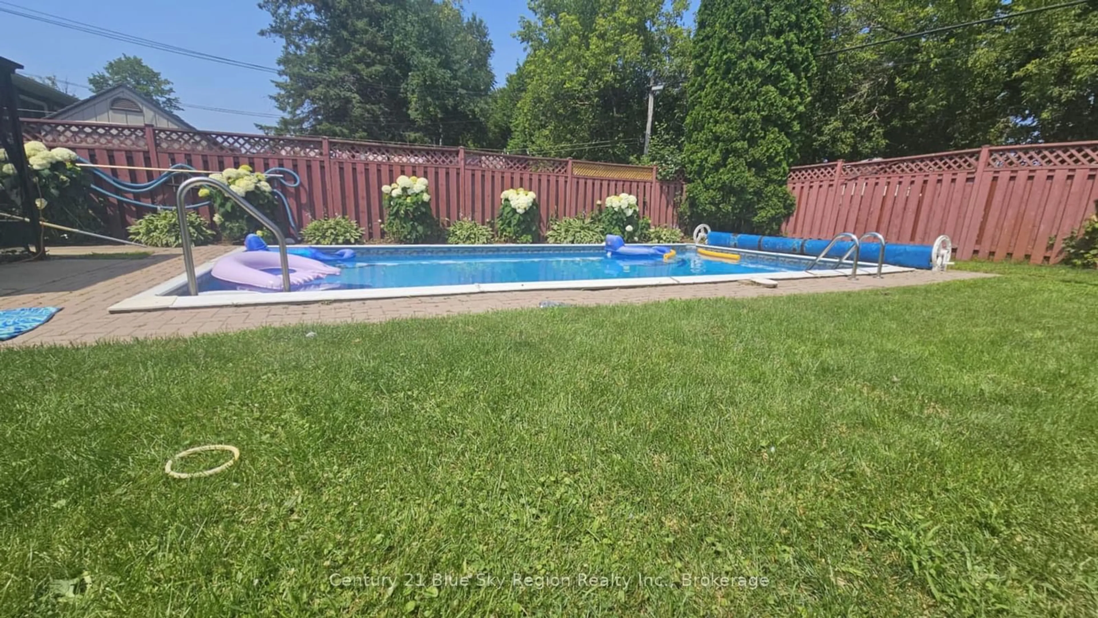 Pool for 14 Borge Ave, North Bay Ontario P1A 2S7