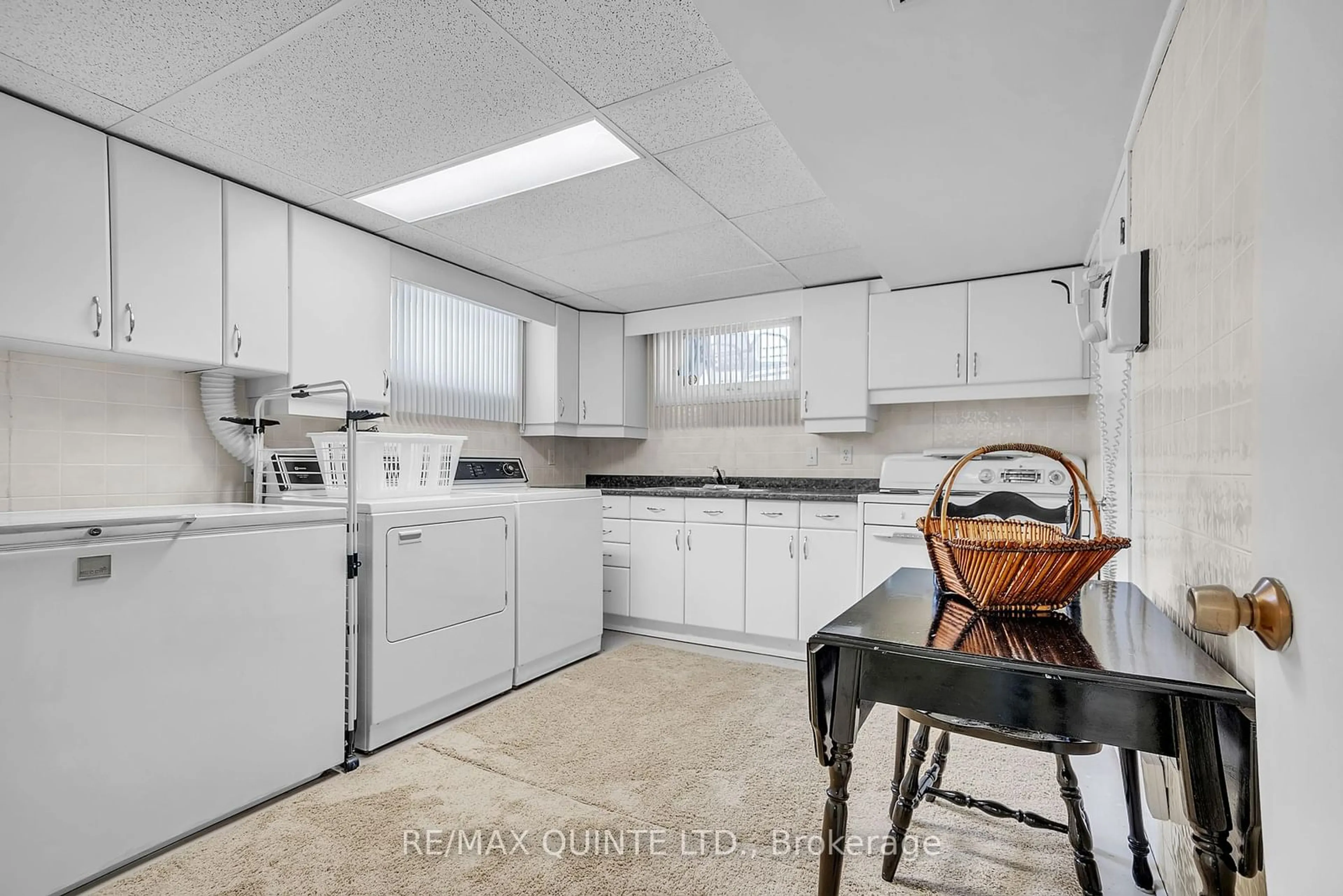 Kitchen with laundary machines, unknown for 10 Sunset Dr, Belleville Ontario K8N 1Y3