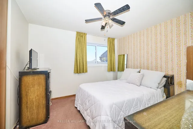Additional property image - 201 QUEEN VICTORIA Dr Unit 139