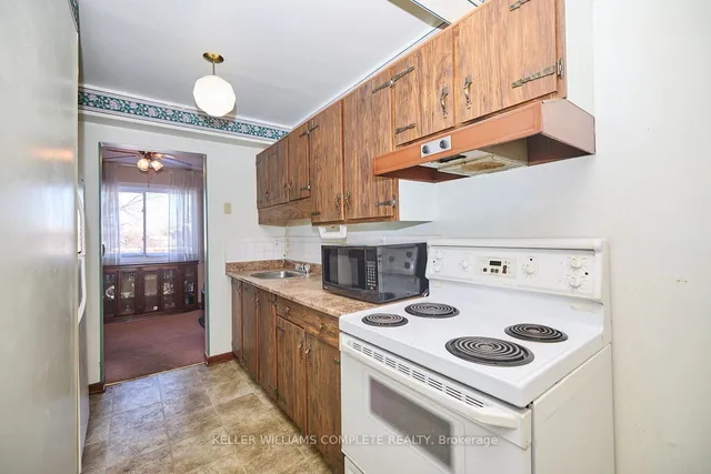 Additional property image - 201 QUEEN VICTORIA Dr Unit 139