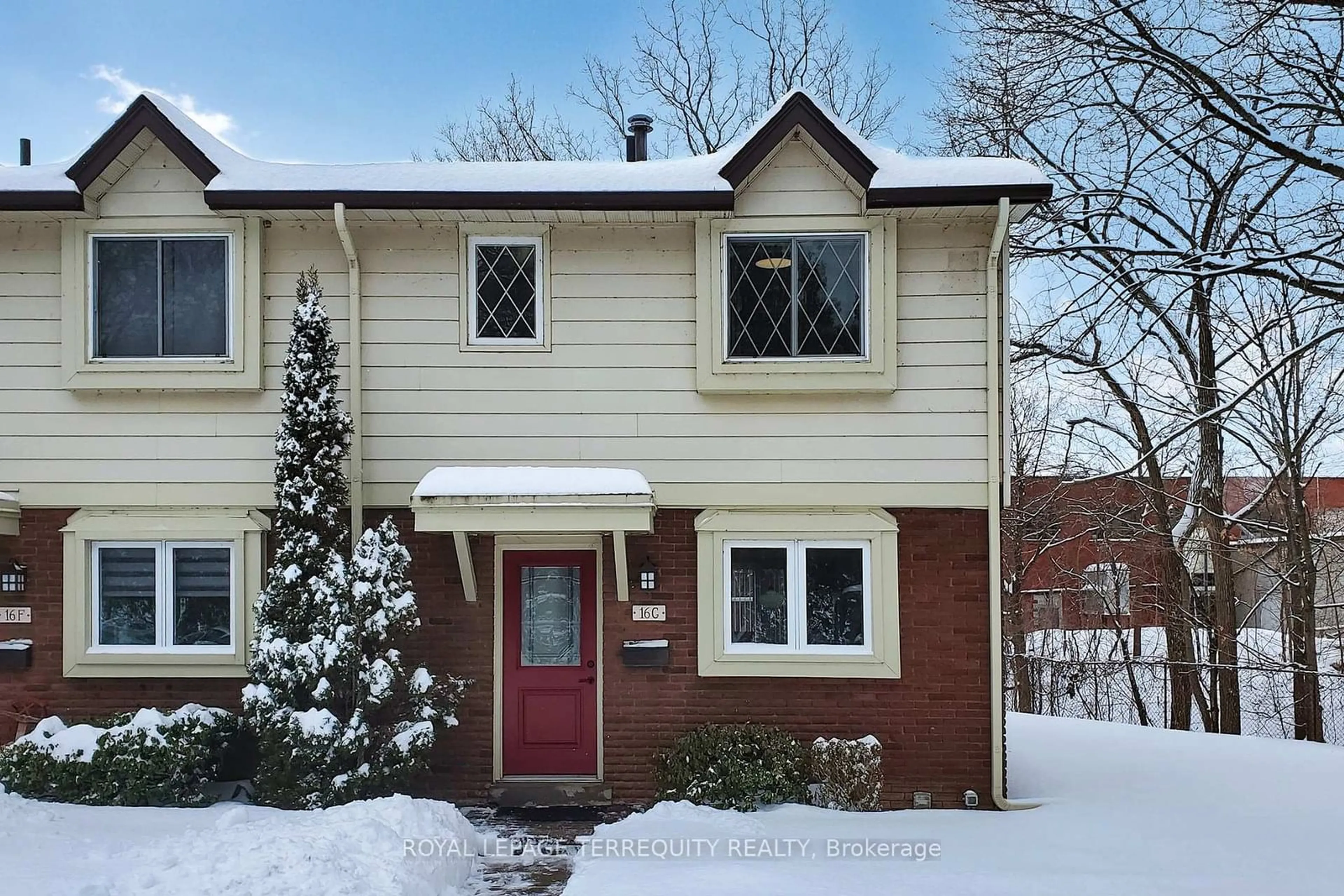 Home with brick exterior material, street for 16 Bond St #G, Hamilton Ontario L9H 3H1