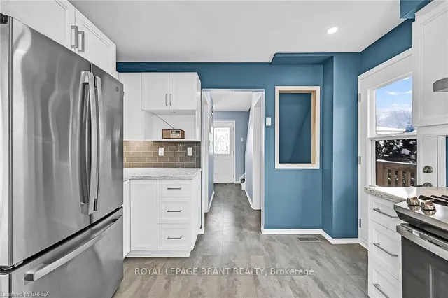 Additional property image - 16 Hillsdale Crt