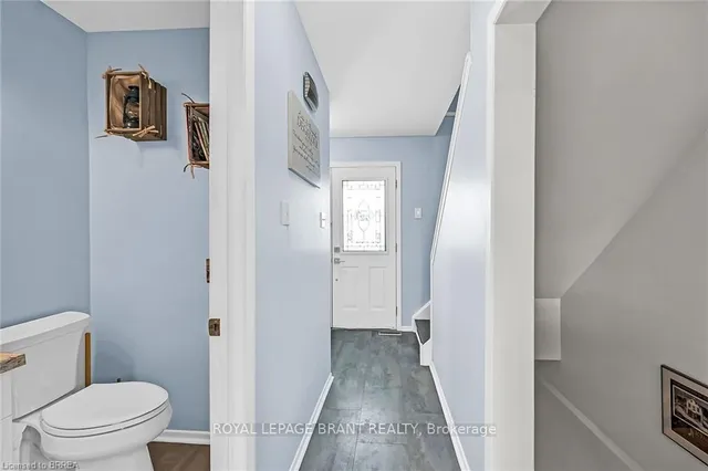 Additional property image - 16 Hillsdale Crt