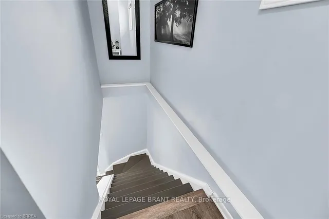 Additional property image - 16 Hillsdale Crt