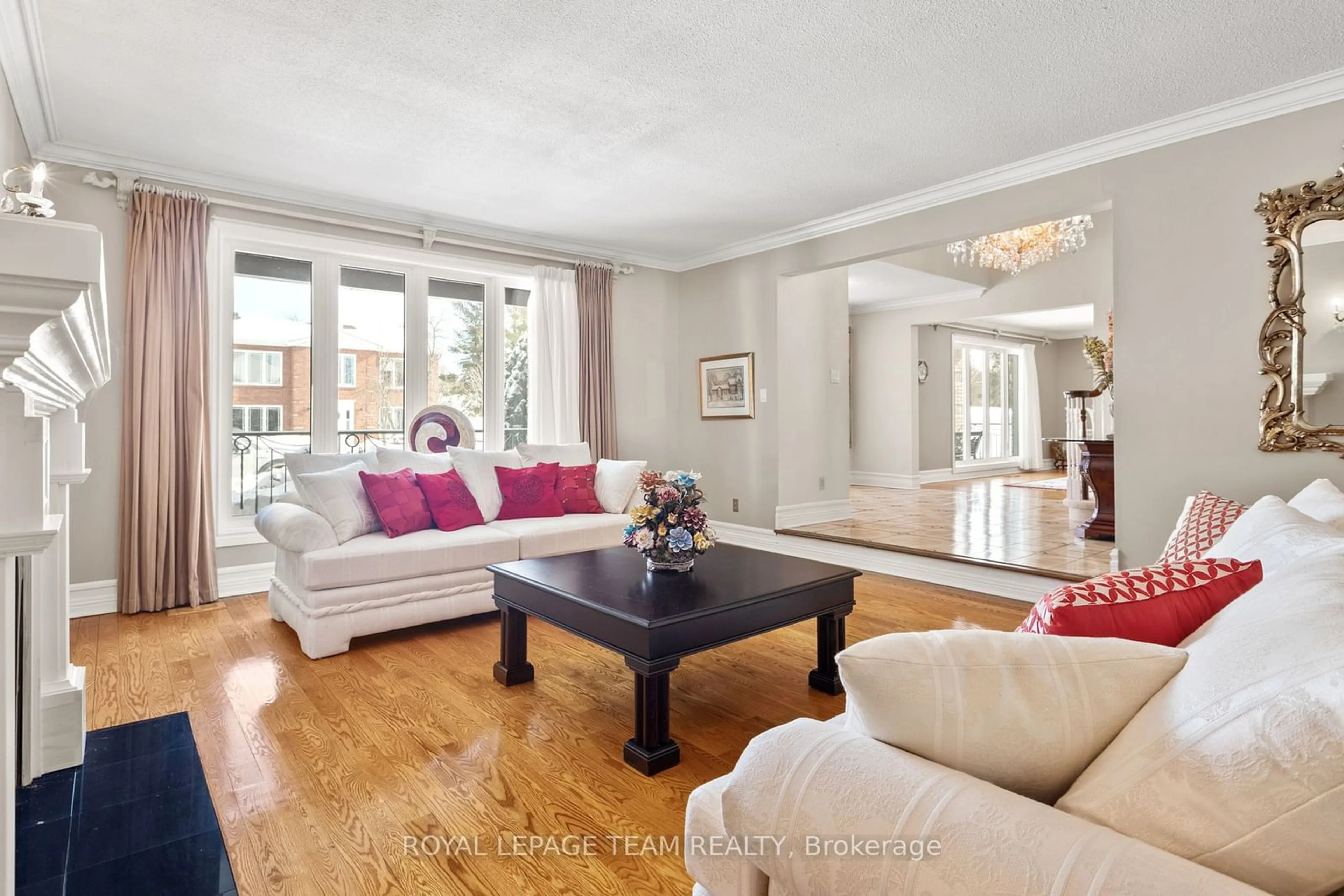 Living room with furniture, unknown for 44 Sycamore Dr, Bells Corners and South to Fallowfield Ontario K2H 8K3