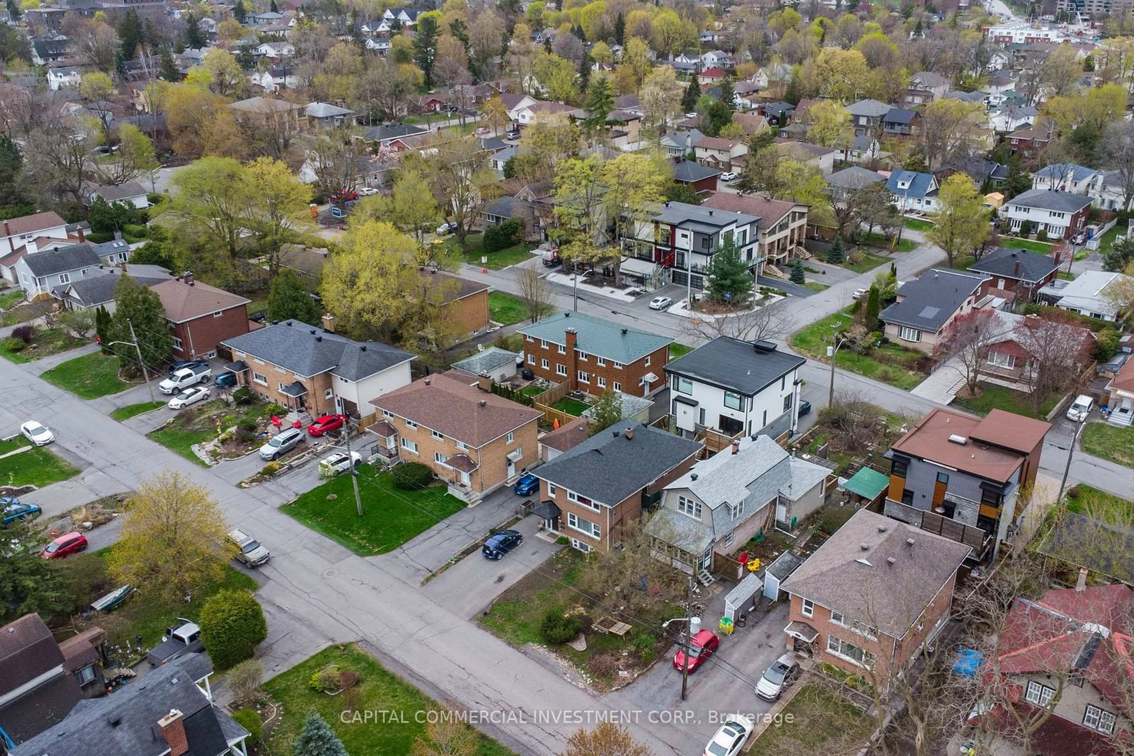 A pic from outside/outdoor area/front of a property/back of a property/a pic from drone, street for 220 Compton Ave, Woodroffe Ontario K2B 5A9