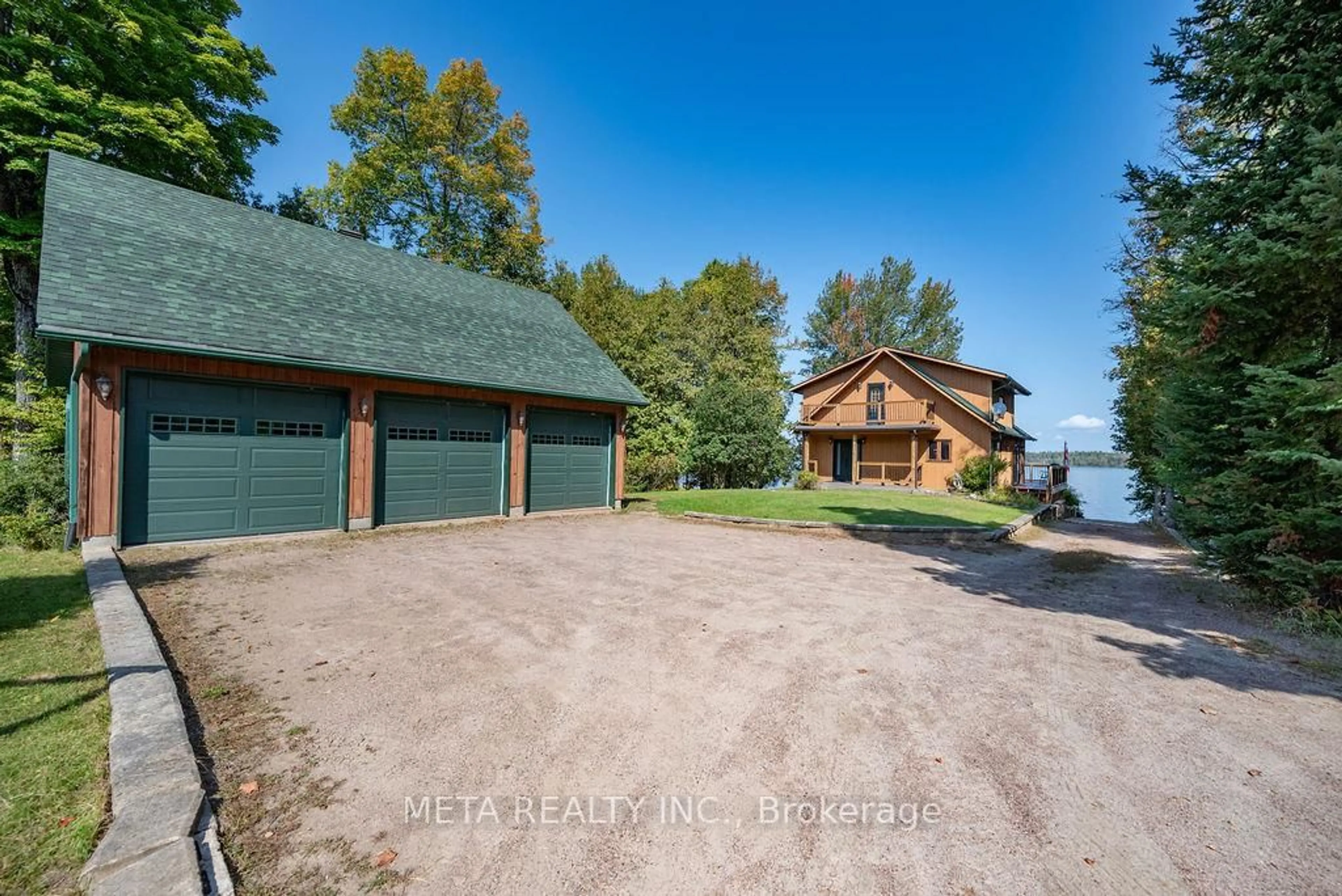 A pic from outside/outdoor area/front of a property/back of a property/a pic from drone, water/lake/river/ocean view for 800 Forest Park Rd, Laurentian Valley Ontario K8A 6W2