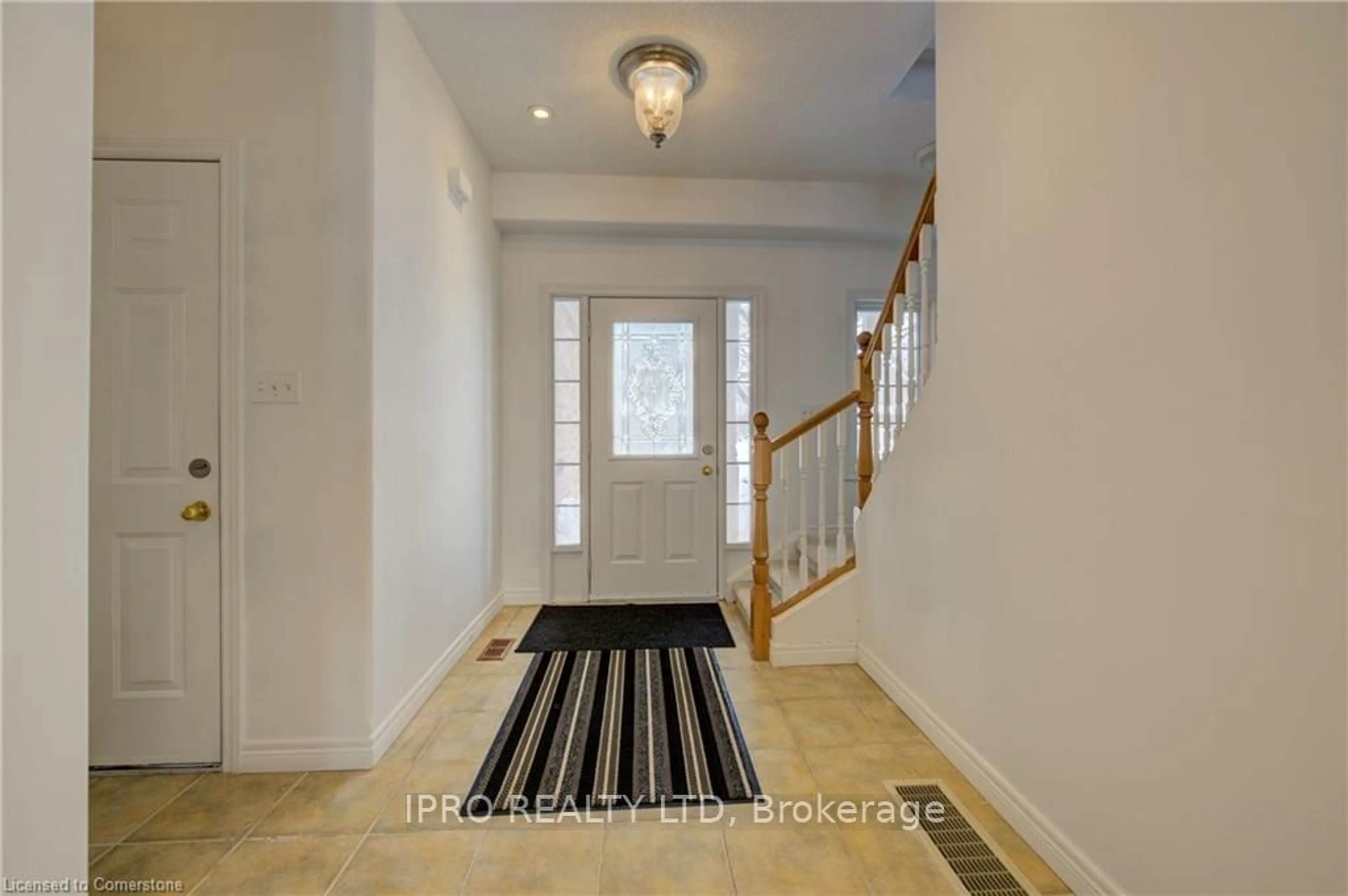 Indoor entryway for 165 Patton Dr, Cambridge Ontario N3C 4L5