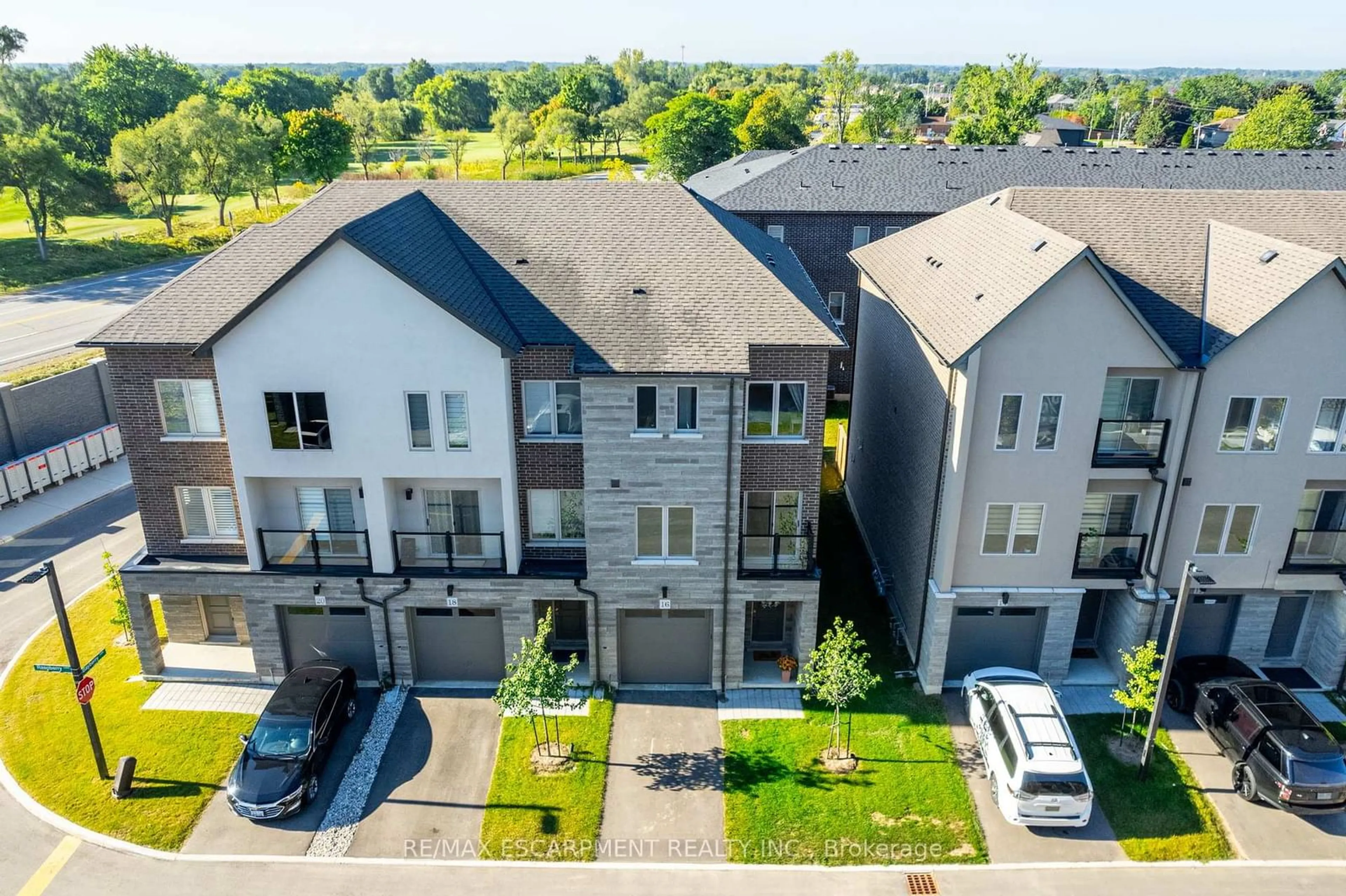 A pic from outside/outdoor area/front of a property/back of a property/a pic from drone, street for 16 Raspberry Lane, Hamilton Ontario L0R 1W0