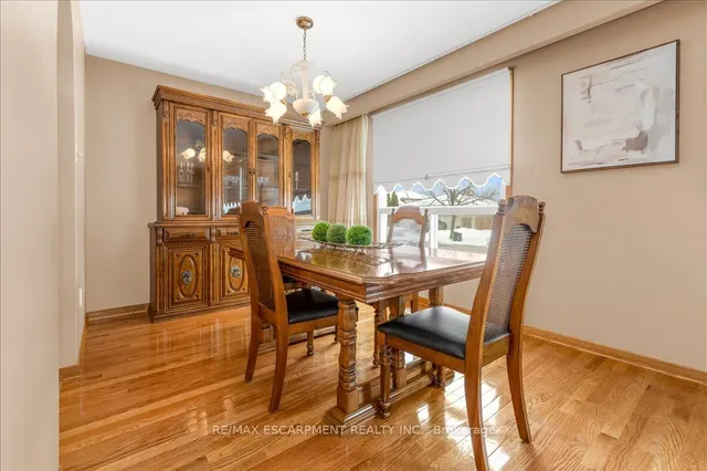Additional property image - 43 Seaton Place Dr