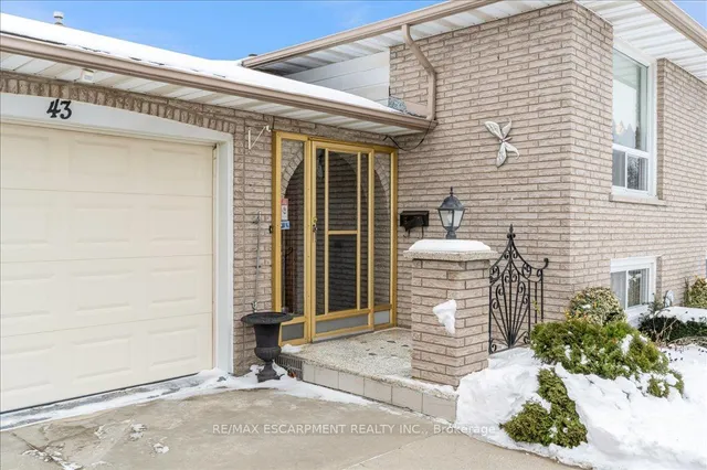 Additional property image - 43 Seaton Place Dr