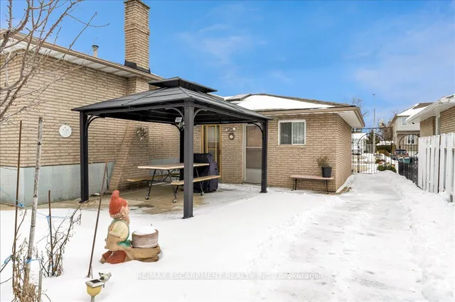 Additional property image - 43 Seaton Place Dr