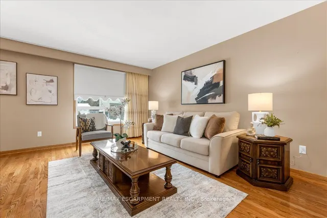 Additional property image - 43 Seaton Place Dr