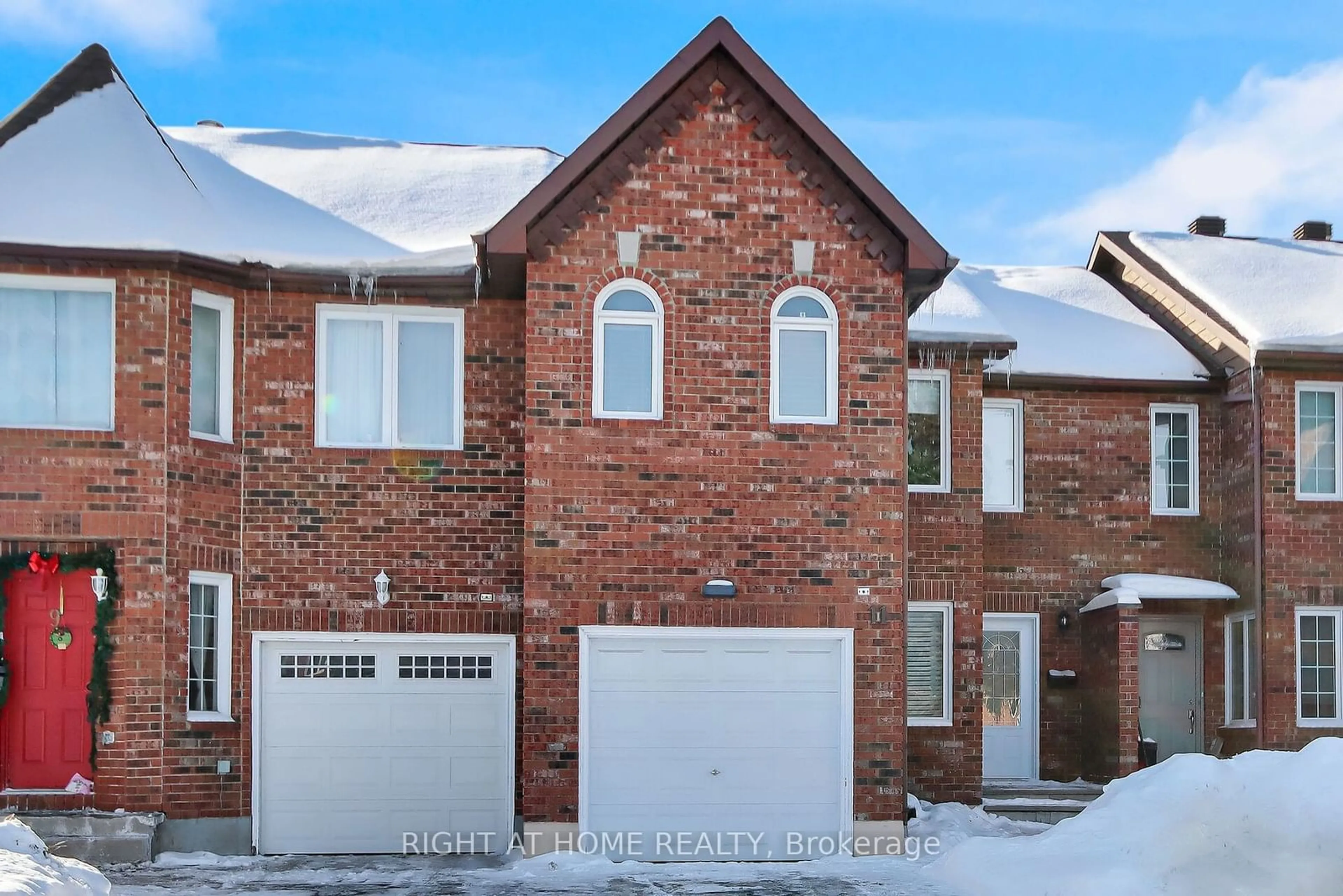 Home with brick exterior material, street for 11 Hepburn Crt, Kanata Ontario K2L 3Z2