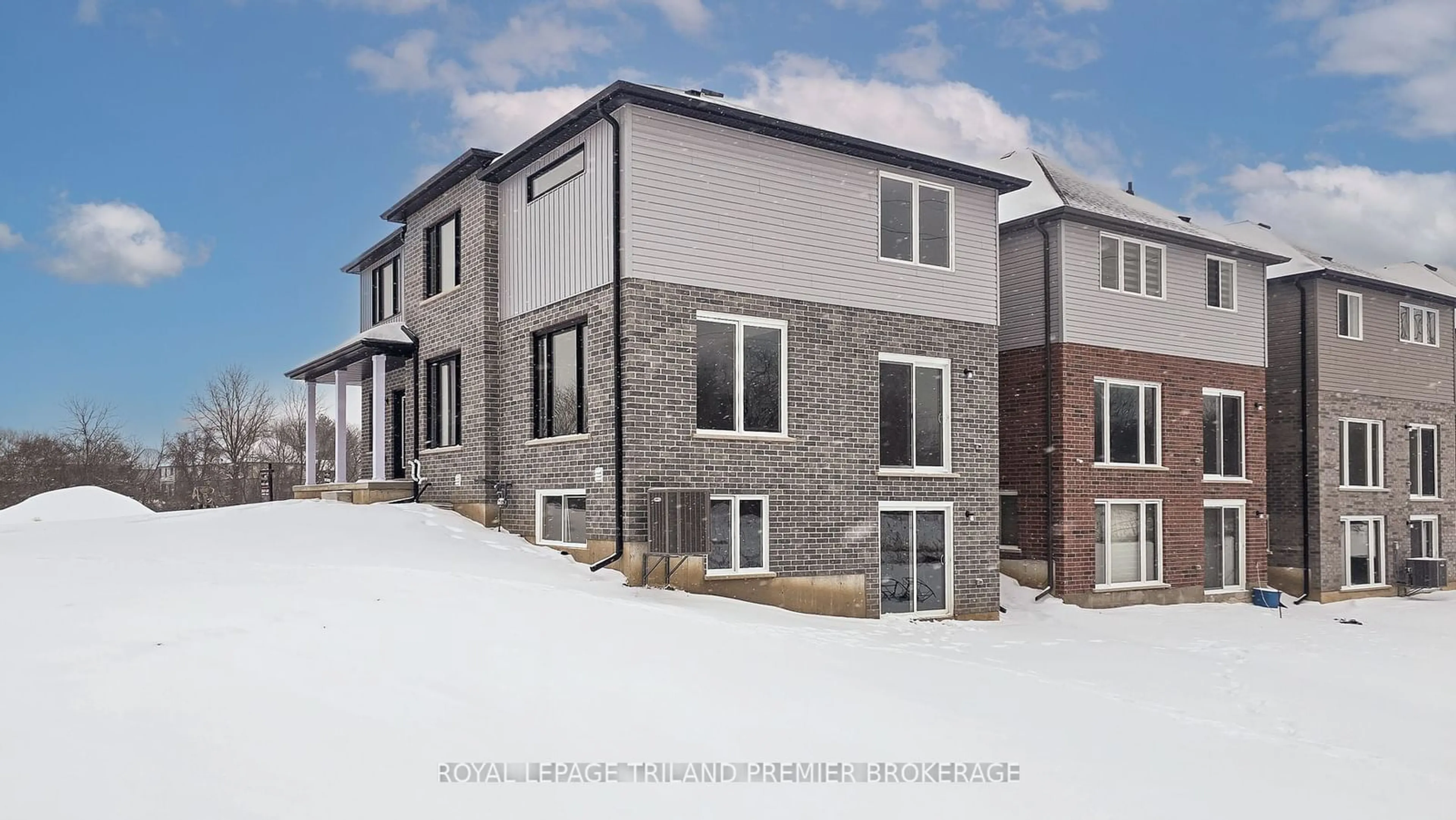 Home with brick exterior material, building for 2683 BOBOLINK Lane, London Ontario N6M 0J9