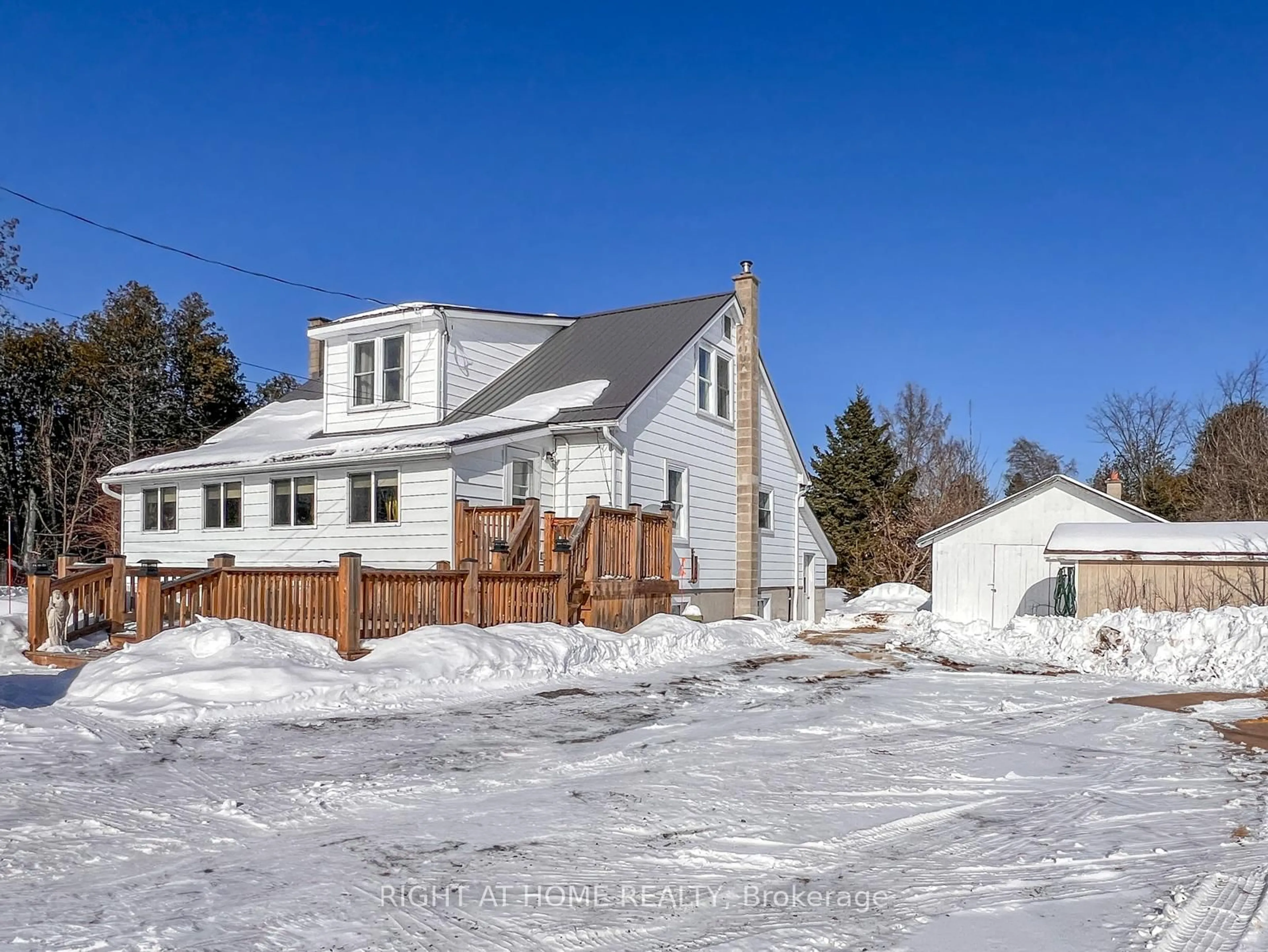 A pic from outside/outdoor area/front of a property/back of a property/a pic from drone, street for 8567 Old Hastings Rd, Tudor & Cashel Ontario K0K 1Y0