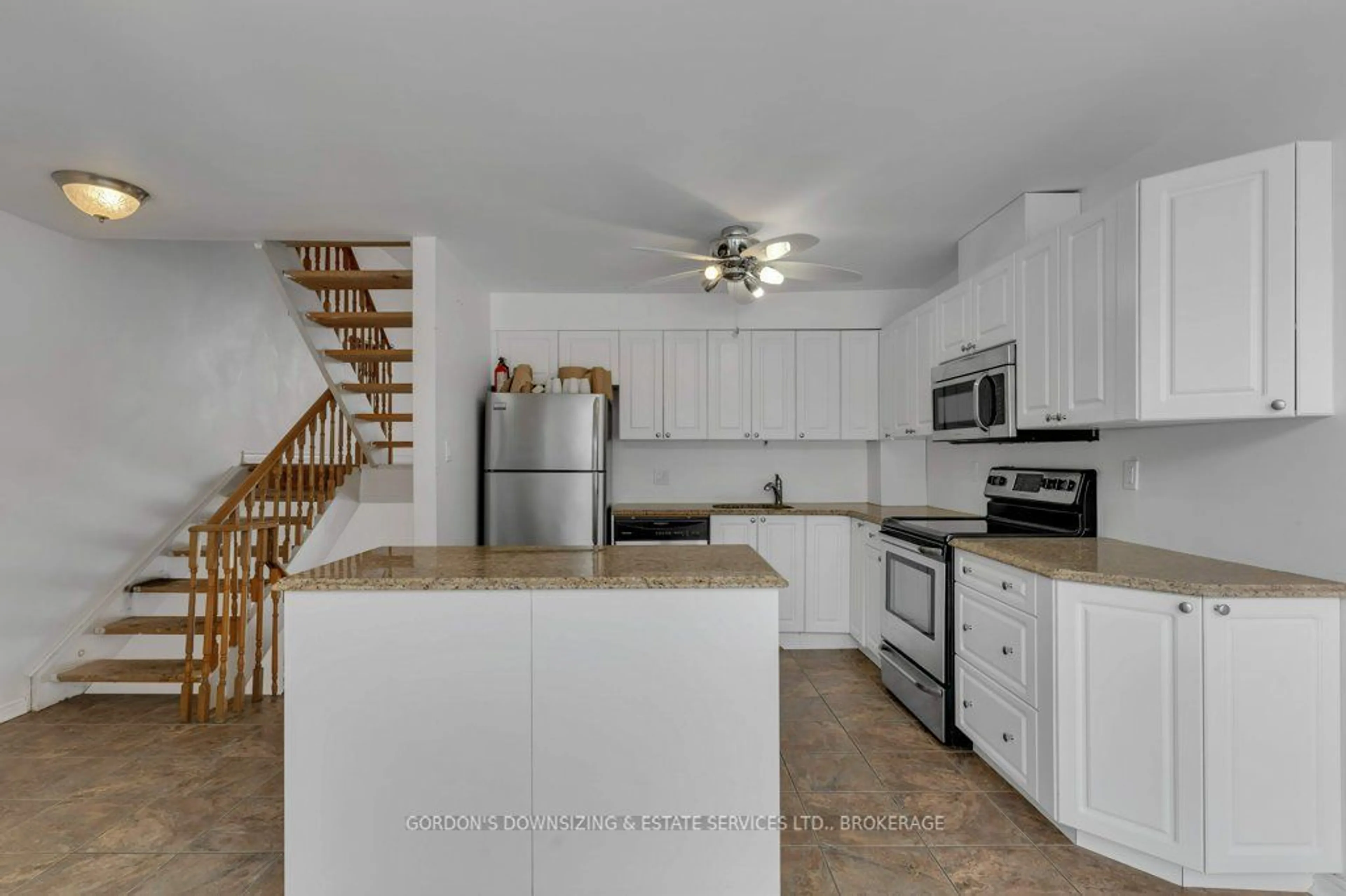 Open concept kitchen, unknown for 1 Place D'armes #32, Kingston Ontario K7K 6R9