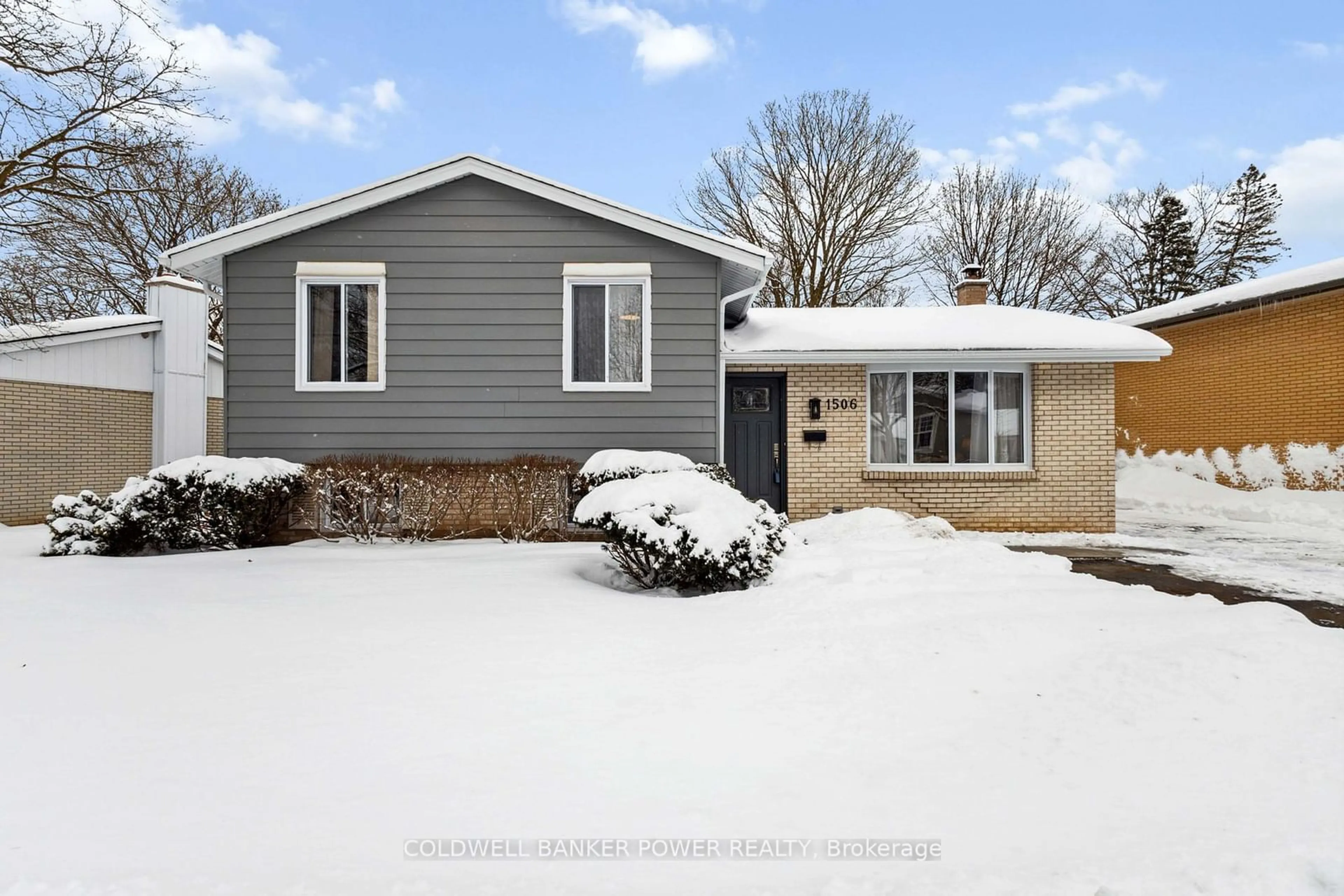 Home with vinyl exterior material, street for 1506 GLENORA Dr, London Ontario N5X 1V5