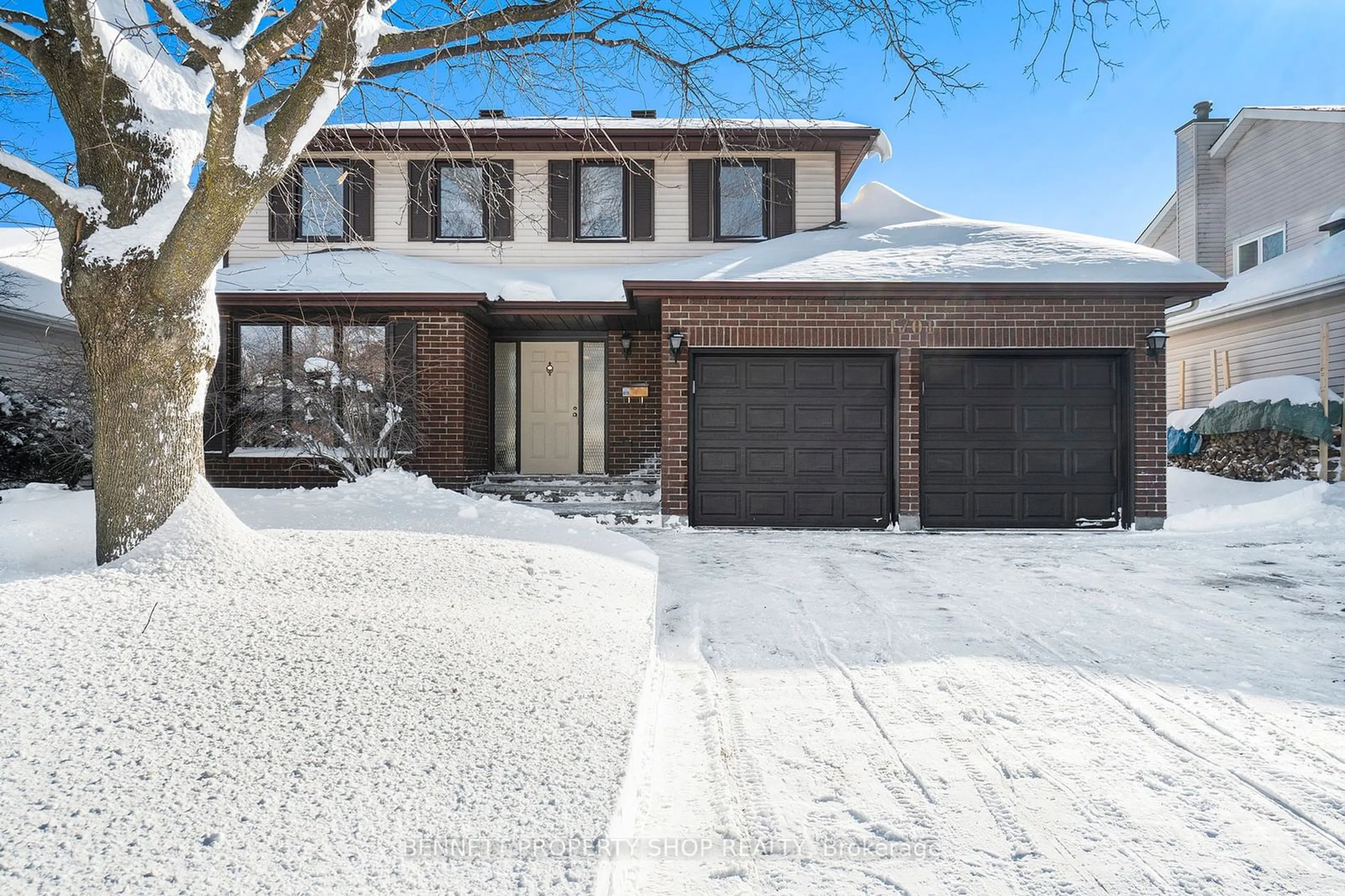 Home with brick exterior material, street for 1701 Caminiti Cres, Orleans - Cumberland and Area Ontario K4A 1L7