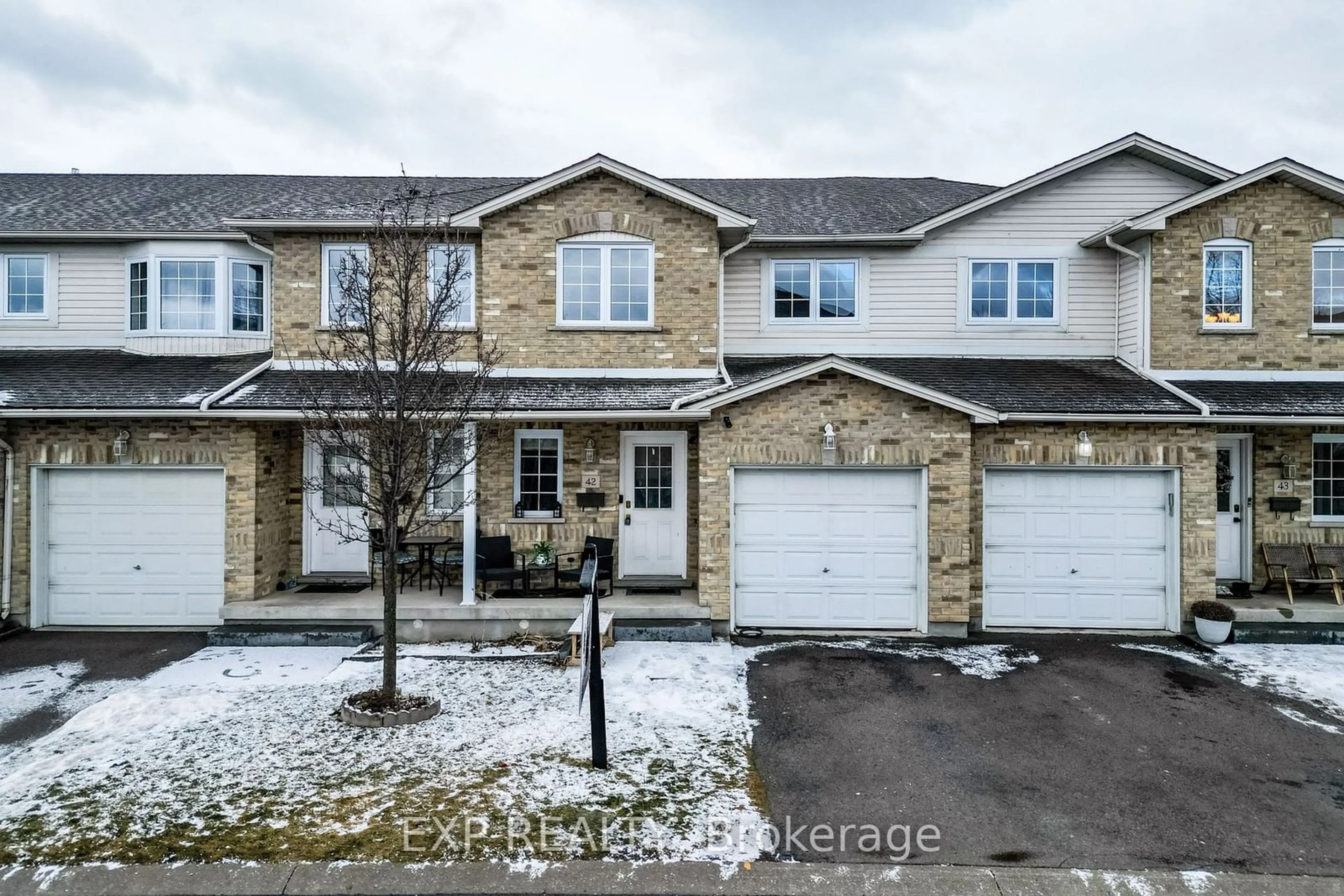 A pic from outside/outdoor area/front of a property/back of a property/a pic from drone, street for 485 Green Rd #42, Hamilton Ontario L8E 6A8