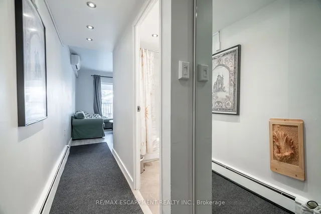 Additional property image - 141 Catharine St Unit 103