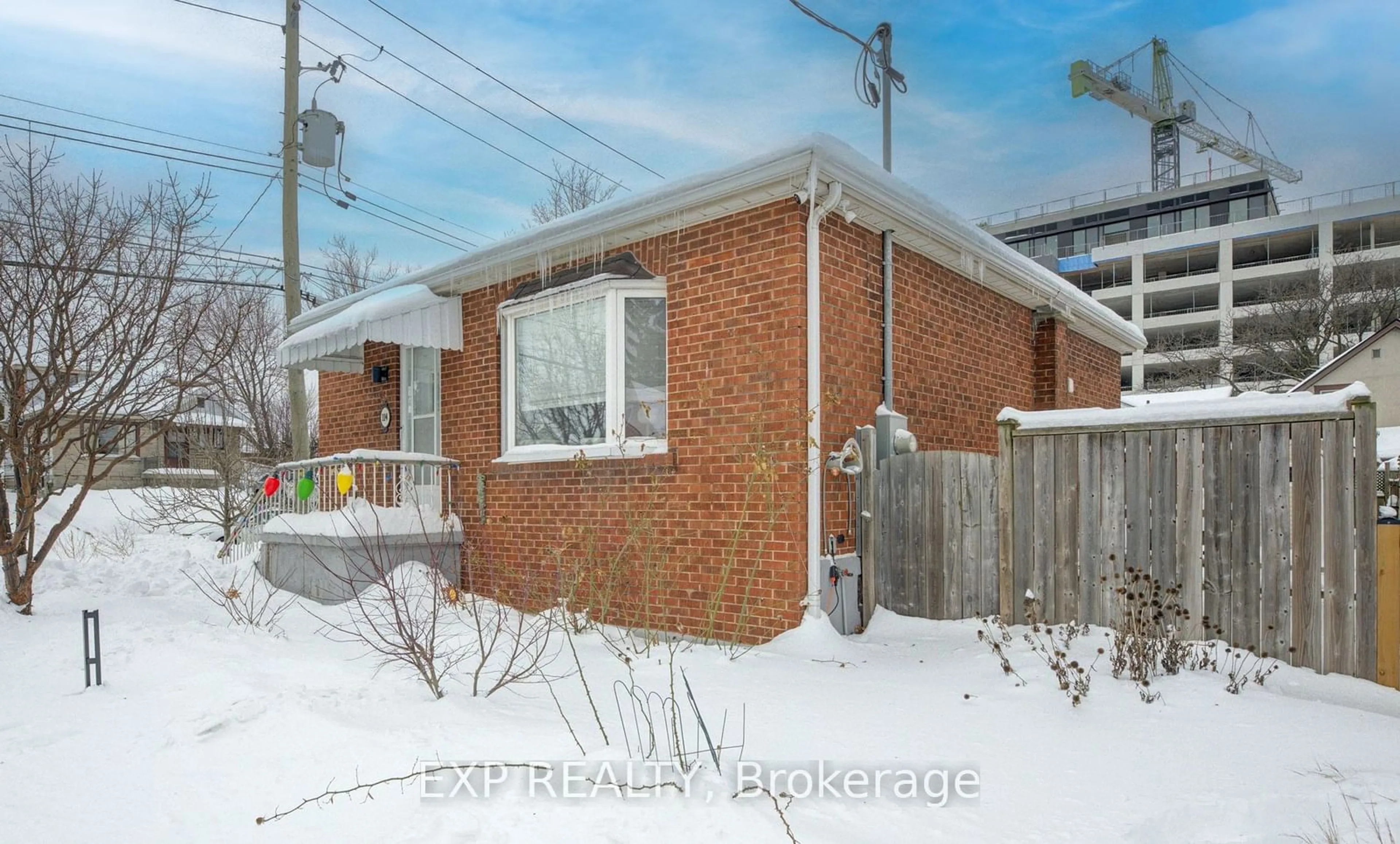 Home with brick exterior material, street for 114 East 11th St, Hamilton Ontario L9A 3T4