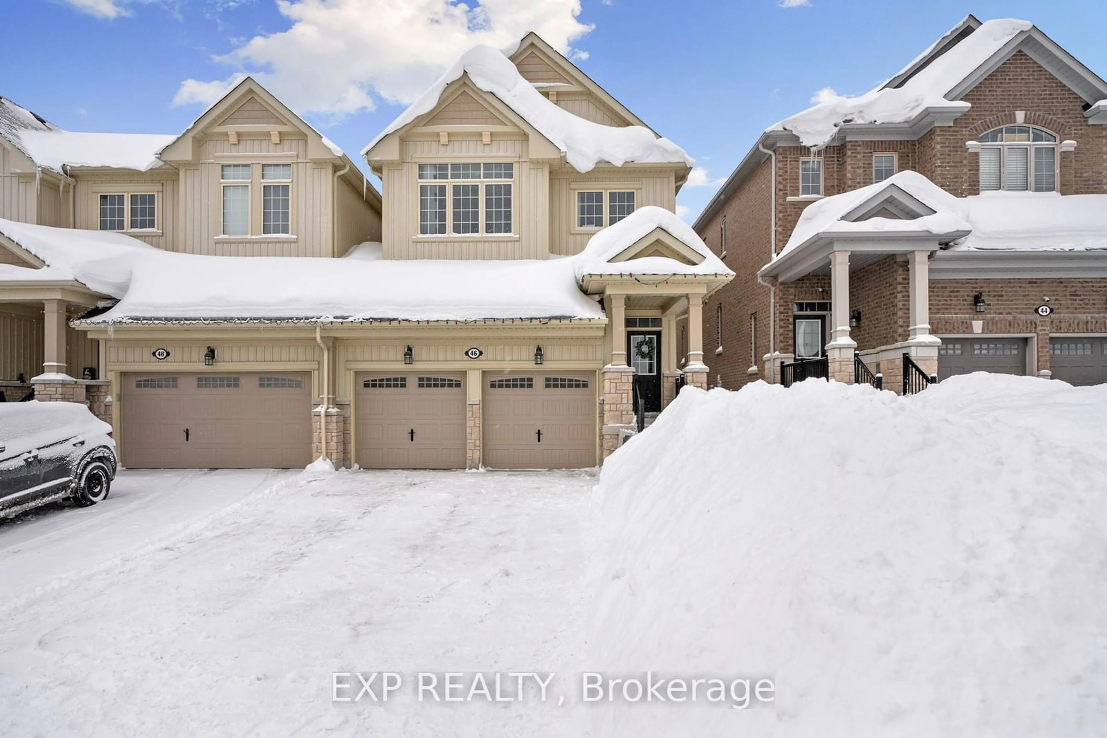 A pic from outside/outdoor area/front of a property/back of a property/a pic from drone, street for 46 Highlands Blvd, Cavan Monaghan Ontario L0A 1G0