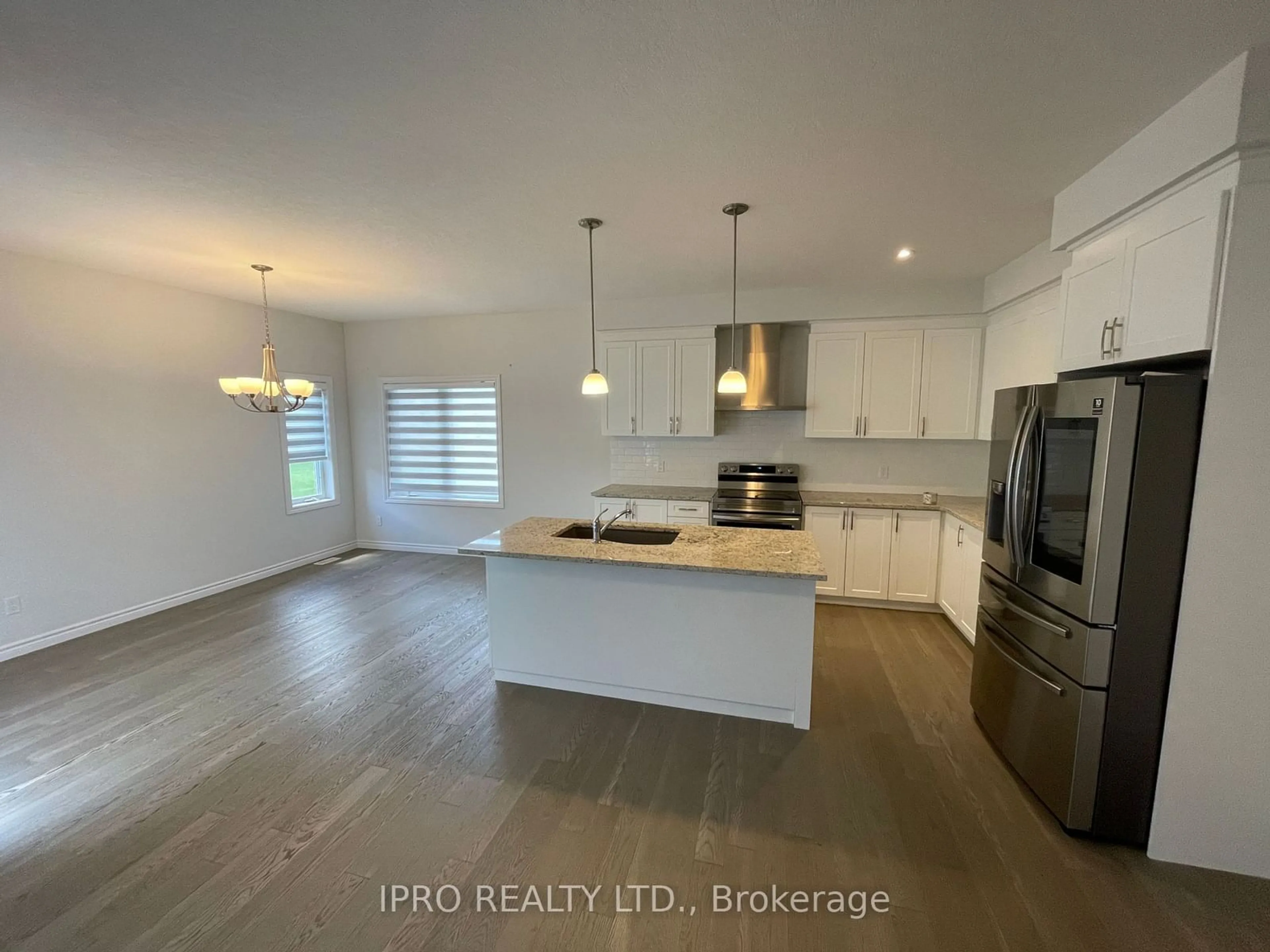 Open concept kitchen, unknown for 516 Doonwoods Cres, Kitchener Ontario N2P 0E5