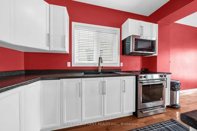 Additional property image - 8 Knowles St