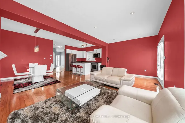 Additional property image - 8 Knowles St