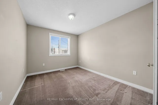 Additional property image - 8 Knowles St