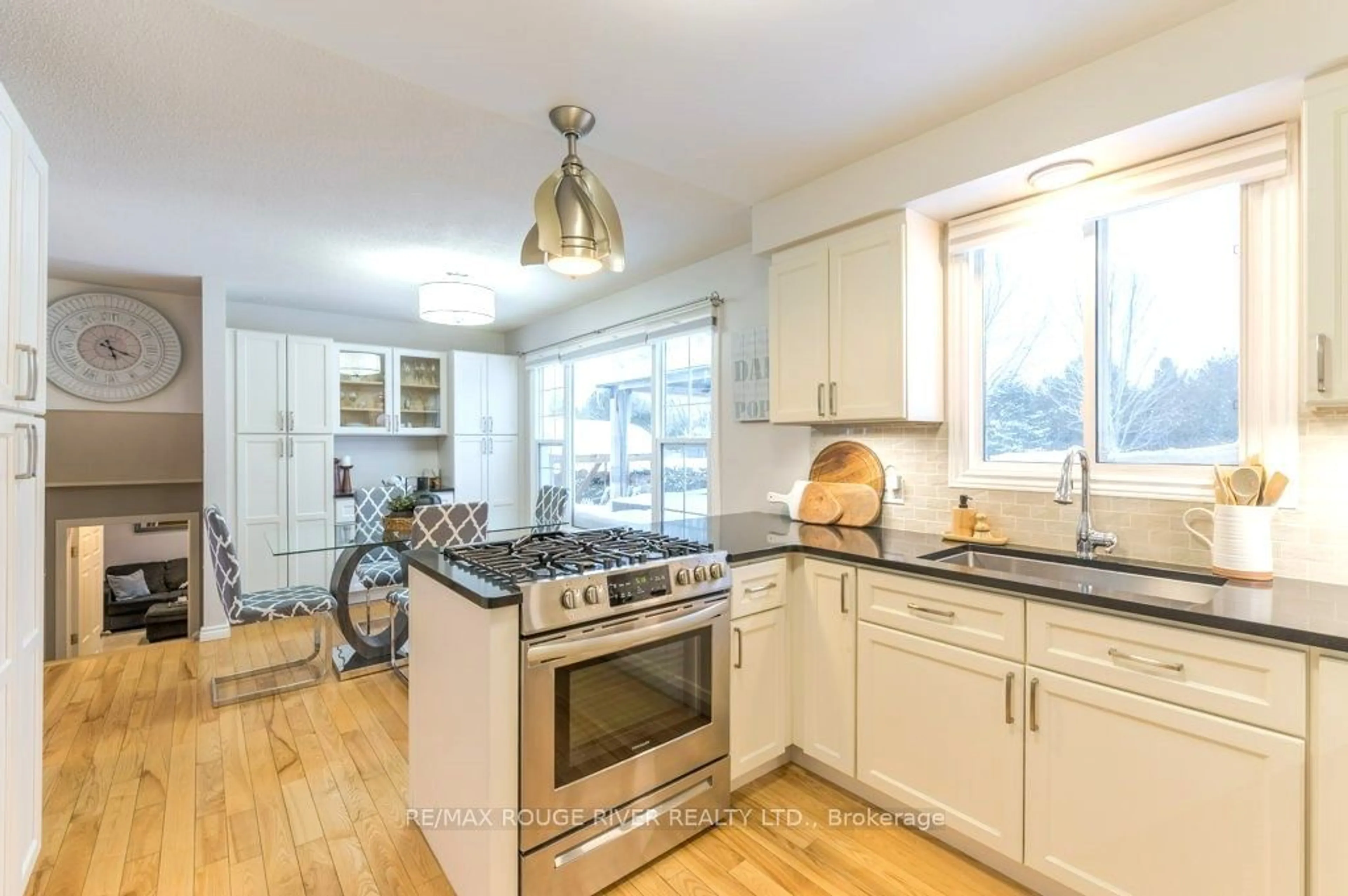 Open concept kitchen, unknown for 5 Woodfield St, Kawartha Lakes Ontario L0A 1A0