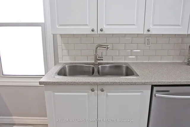 Additional property image - 100 Park Row