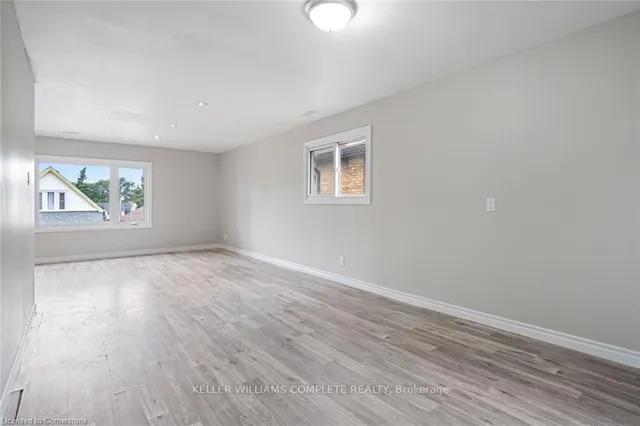 Additional property image - 100 Park Row