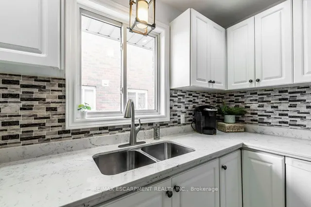 Additional property image - 62 Spadara Dr