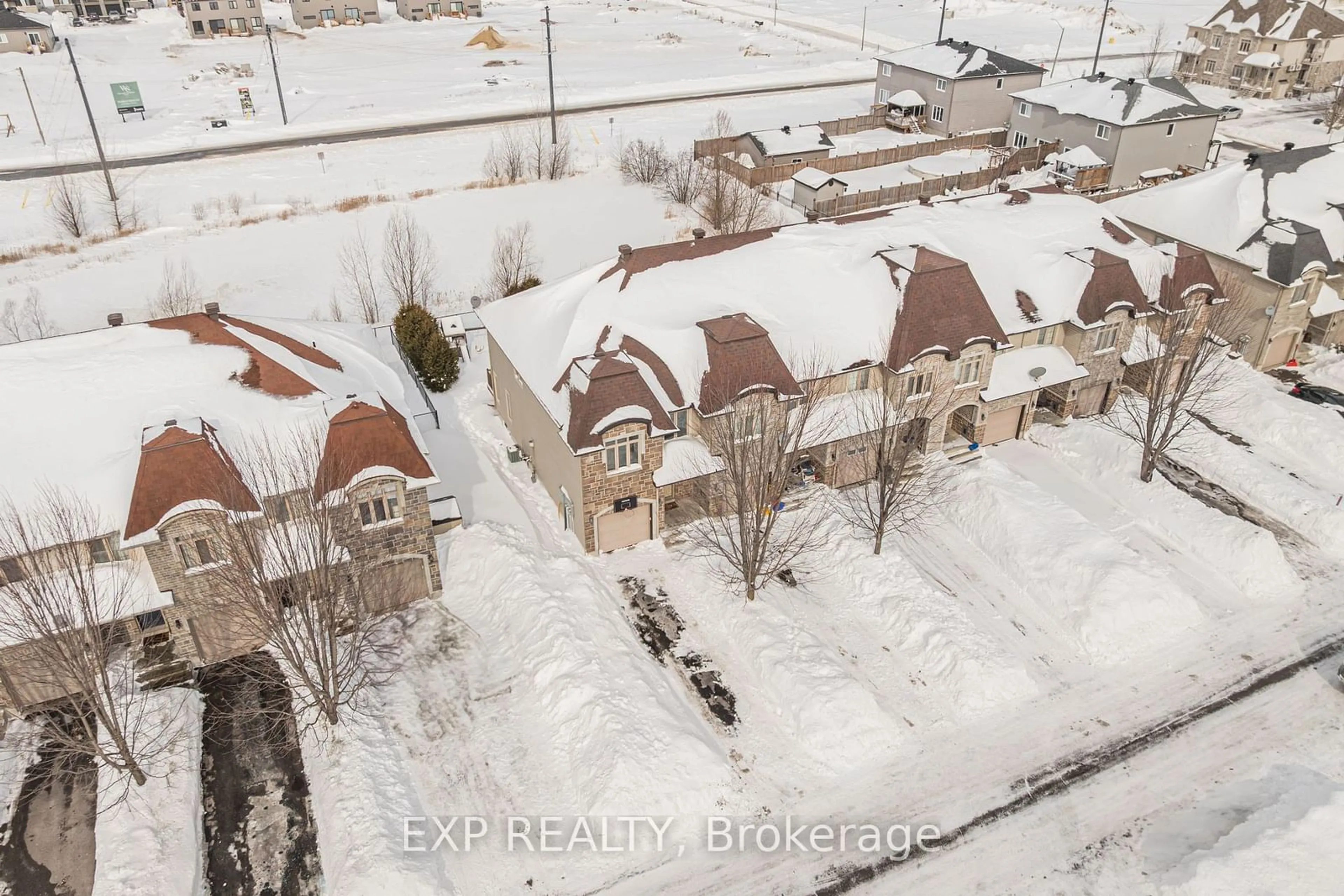 A pic from outside/outdoor area/front of a property/back of a property/a pic from drone, street for 86 Asselin St, The Nation Ontario K0A 2M0