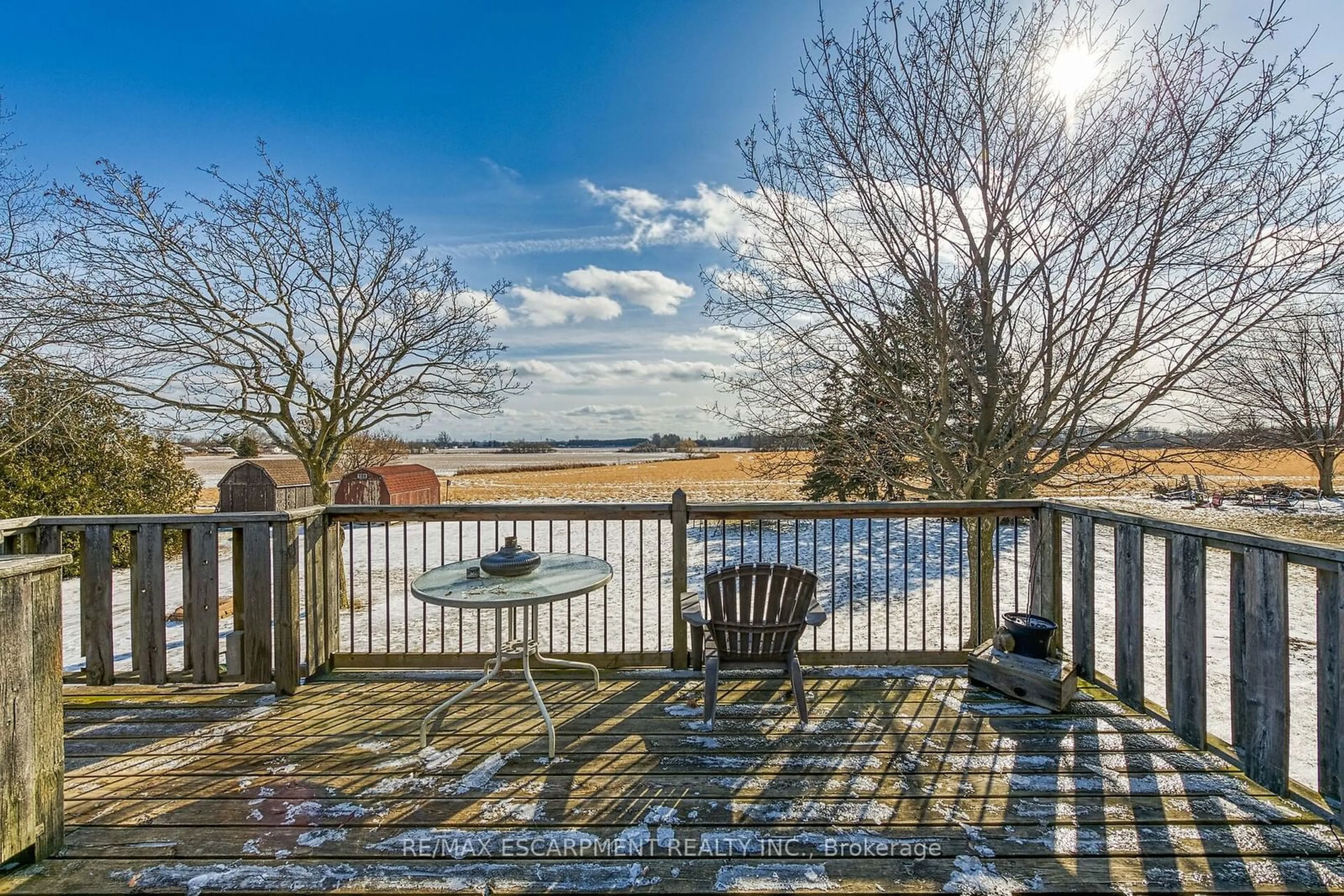 A pic from outside/outdoor area/front of a property/back of a property/a pic from drone, water/lake/river/ocean view for 25 MAIN Ave, Haldimand Ontario N0A 1G0