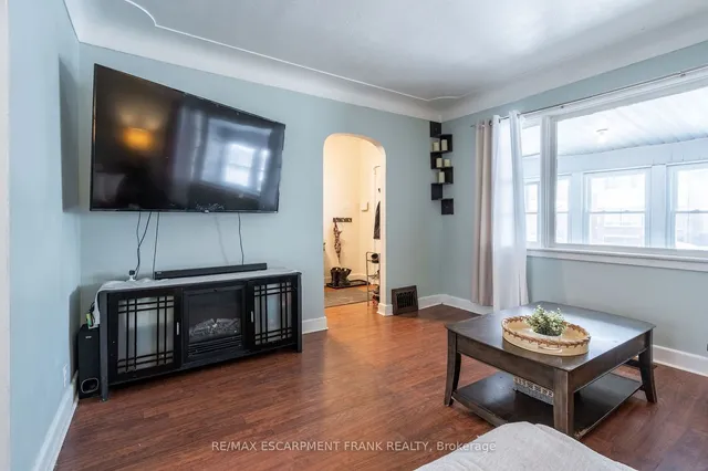 Additional property image - 32 East 23rd St