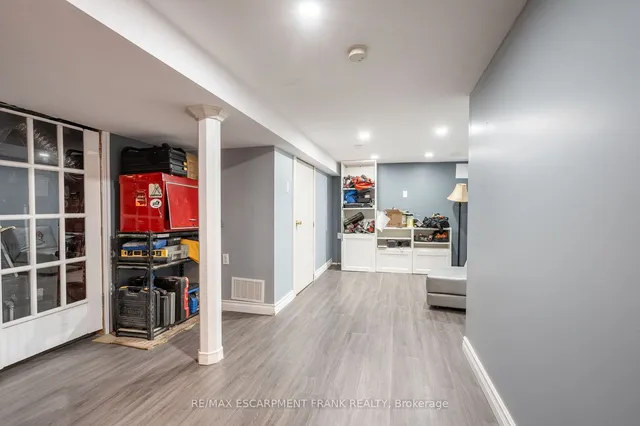 Additional property image - 32 East 23rd St