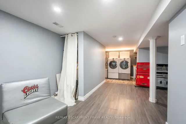 Additional property image - 32 East 23rd St