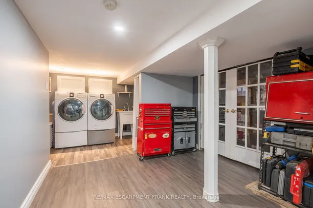 Additional property image - 32 East 23rd St