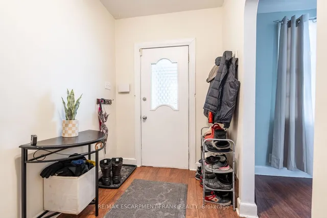 Additional property image - 32 East 23rd St