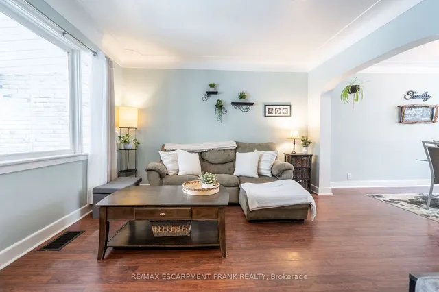 Additional property image - 32 East 23rd St
