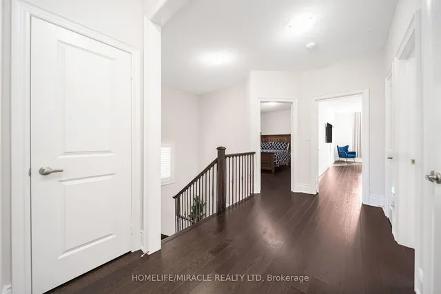 Additional property image - 16 Mountain Heights Pl